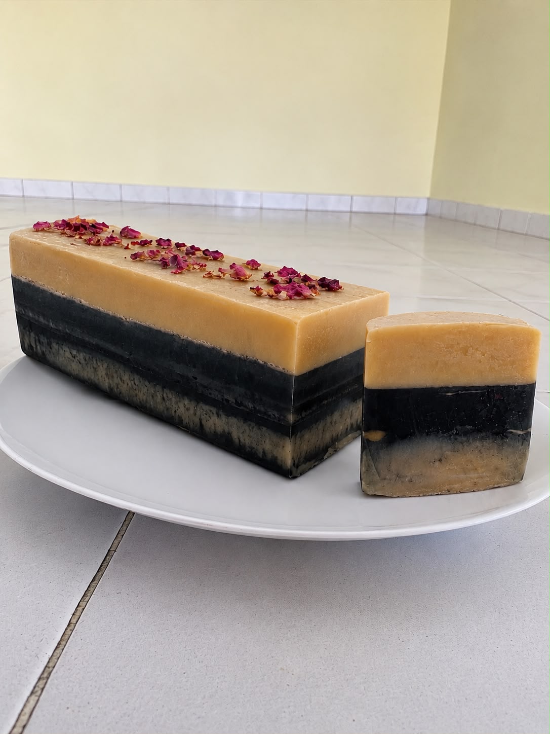 Activated Charcoal with Multani Mitti Soap thumbnail 2